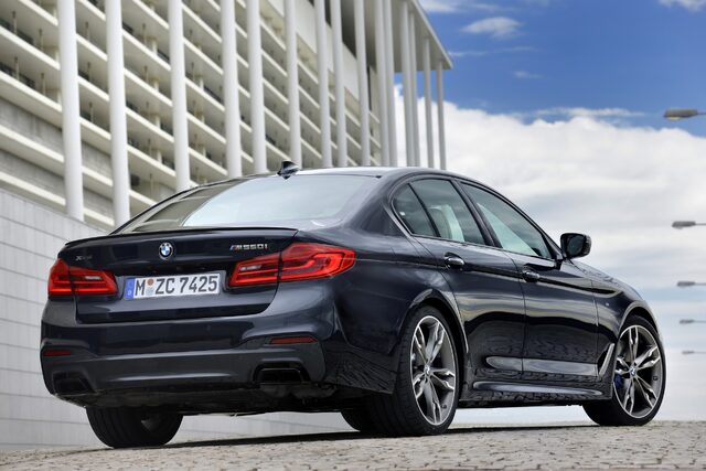 2018 BMW M550i xDrive 3.jpg