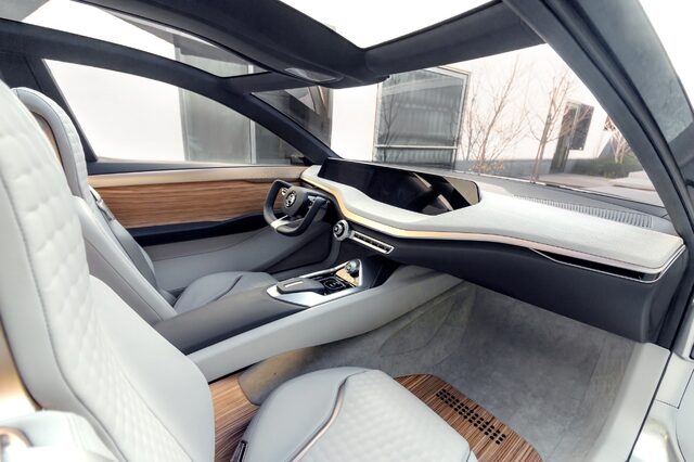 Nissan Vmotion 2.0 Concept 14.jpg