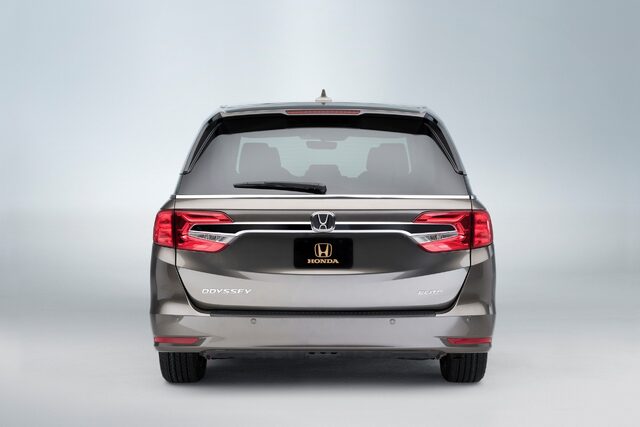2018 Honda Odyssey 7.jpg