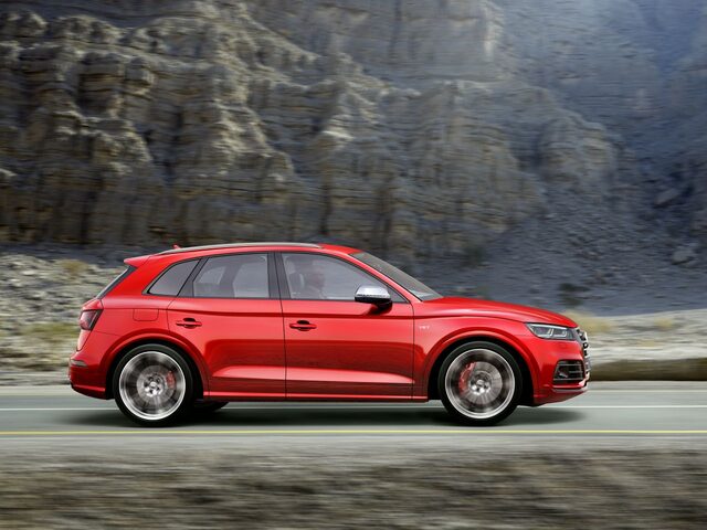 694-2018-Audi-SQ5--European-model-.jpg
