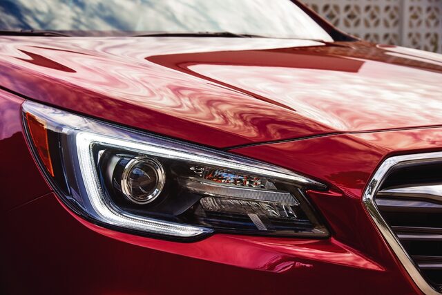 2018 Subaru Legacy 2.5i Sport LED Headlight and L-Shaped DRL Detail