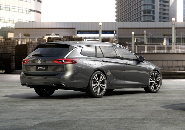 5898c1b140526-HoldenCommodoreSportwagon2.jpg