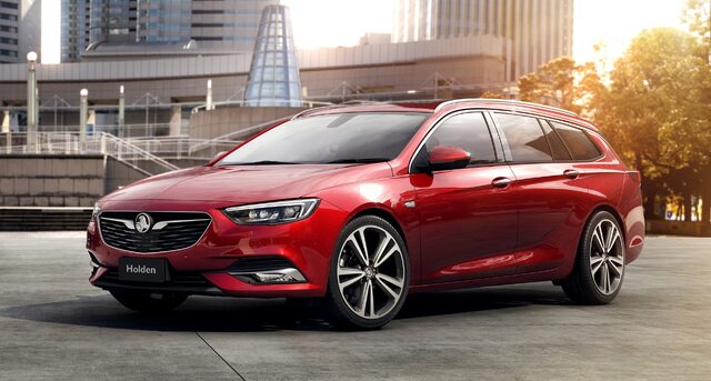 Holden Commodore Sportwagon 1.jpg