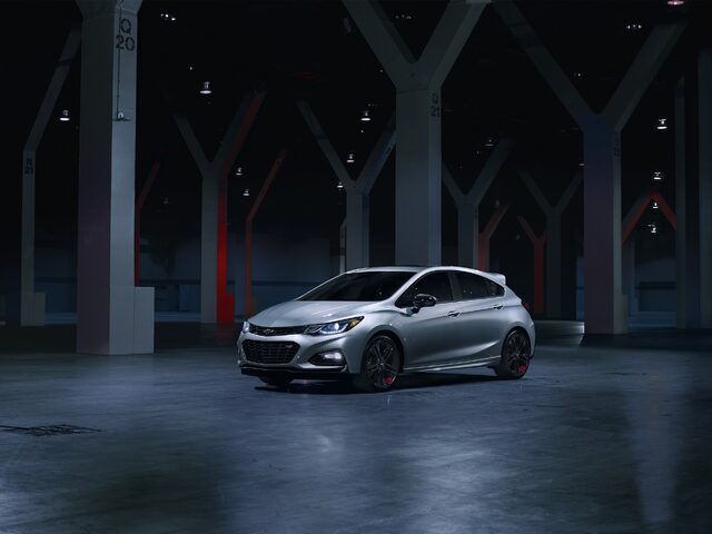 Chevrolet Cruze Hatchback Redline.jpg