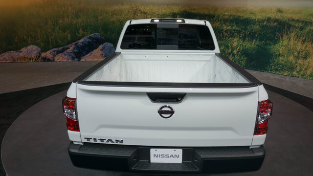 2017 Nissan Titan King Cab-7.jpg