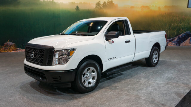 2017 Nissan Titan King Cab-11.jpg
