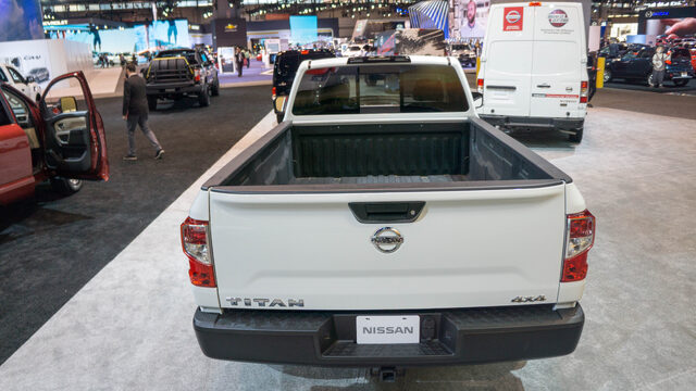 2017 Nissan Titan King Cab-12.jpg