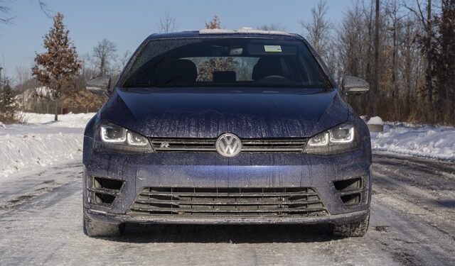 2017 Volkswagen Golf R Front View in Snow