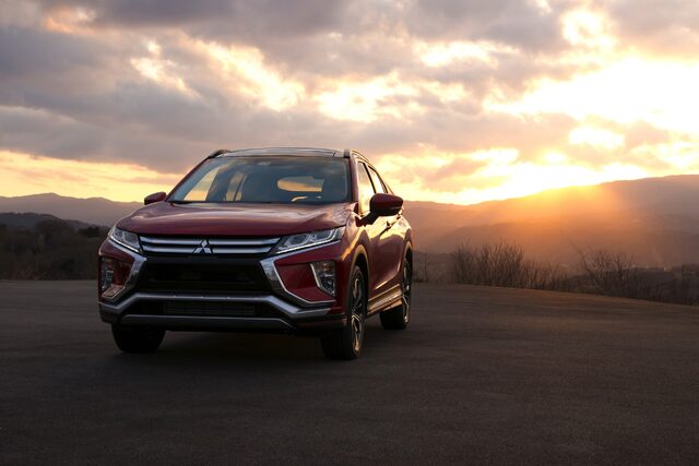 58b5cd53955e2-MitsubishiEclipseCross1.jpg
