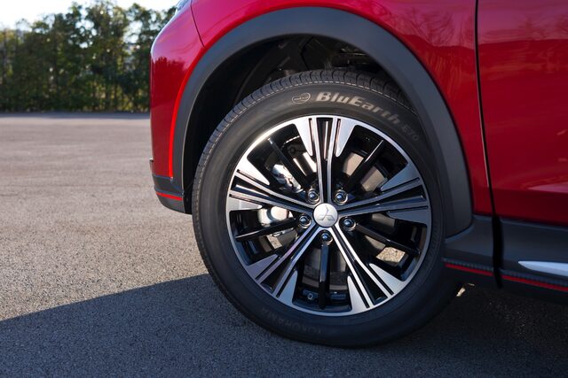 Mitsubishi Eclipse Cross 6.jpg