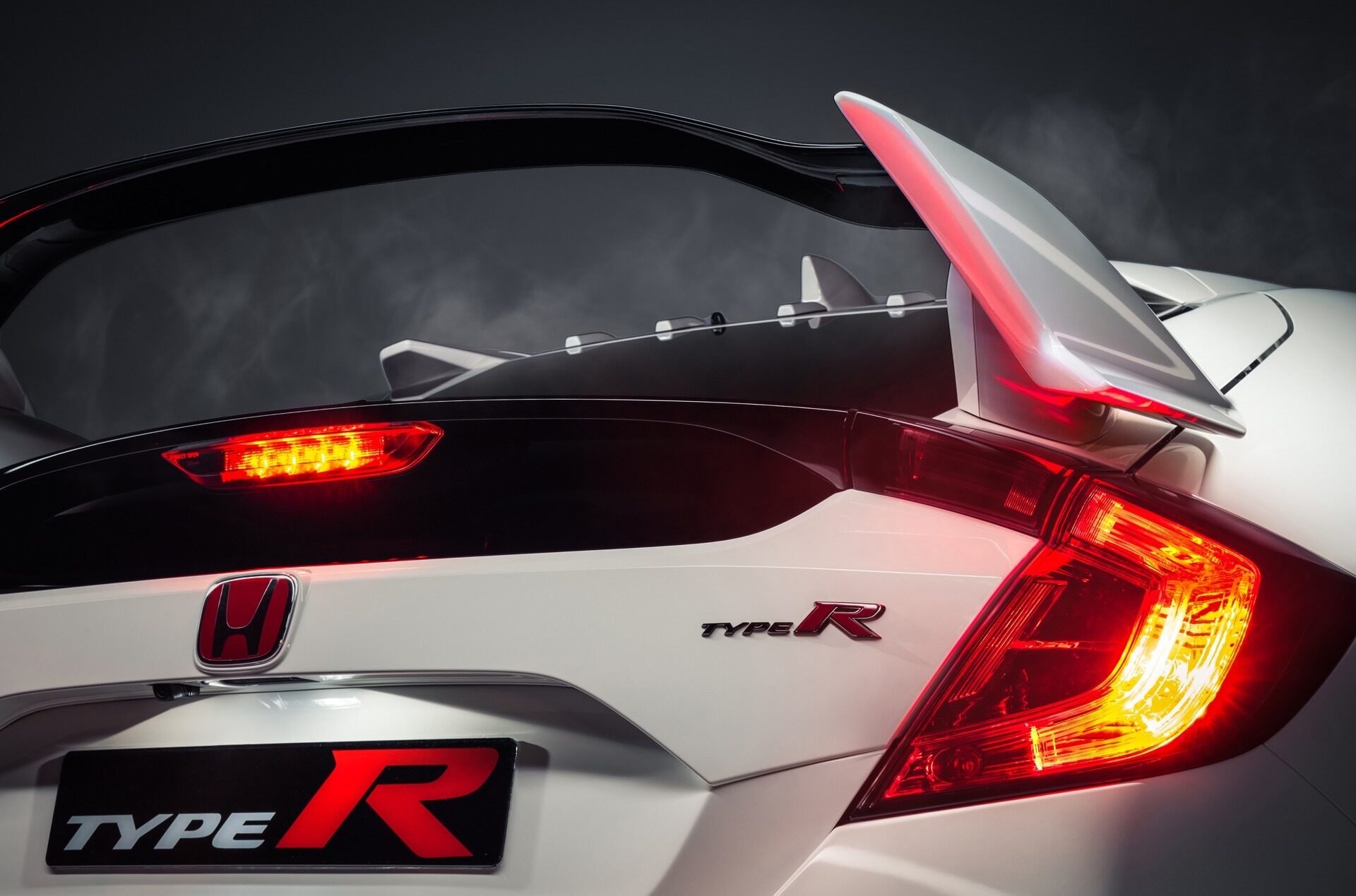 2017 Honda Civic Type R (European Version)