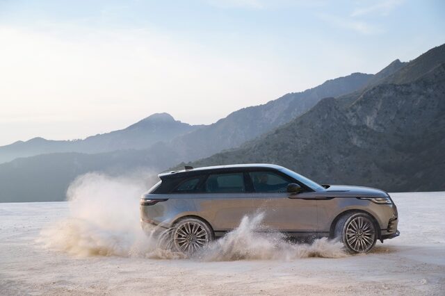 2018 Range Rover Velar 7.jpg