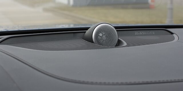 2017 Volvo S90 T6 Inscription — Bowers & Wilkins Dashboard Tweeter Speaker