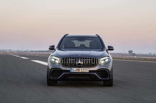 2018 Mercedes-AMG GLC63 3.jpg