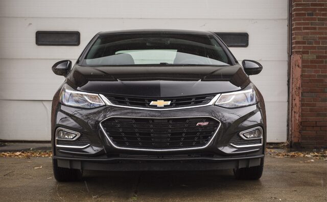 2017 Chevrolet Cruze Premier Straight Front View with RS Badge and Bowtie Grille