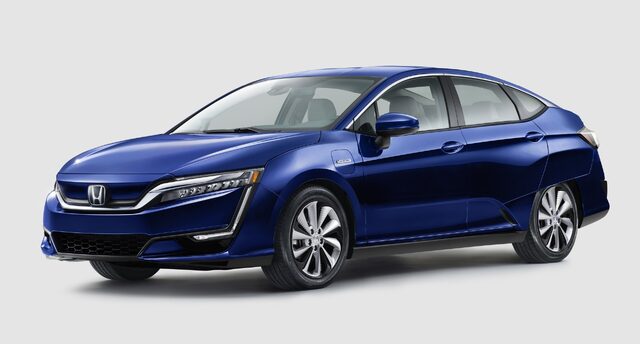 8 2017 Honda Clarity Electric.jpg