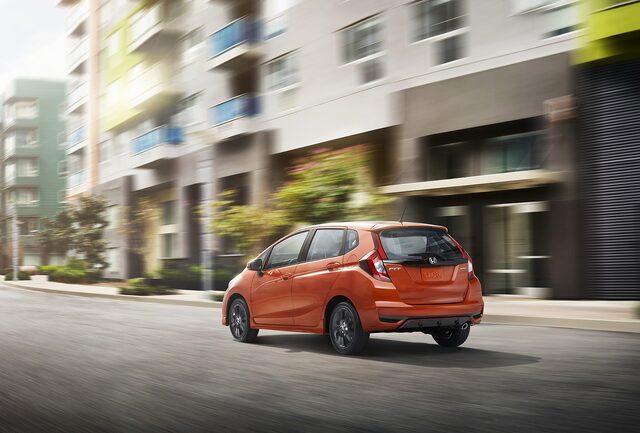 2018_Honda_Fit_Sport_002.jpg