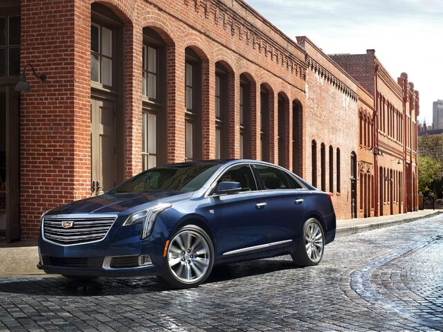2018 Cadillac XTS 1.jpg