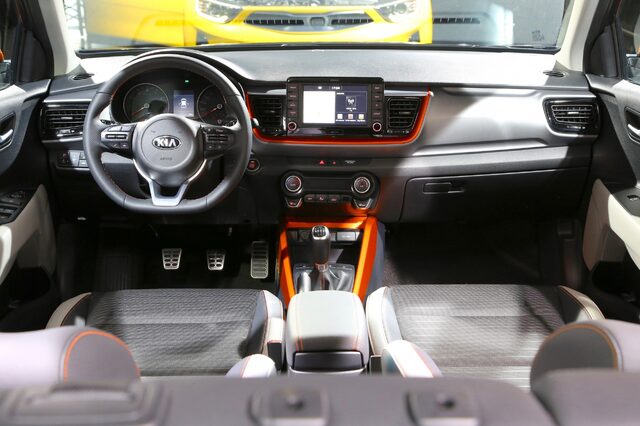 2018 Kia Stonic 12.jpg