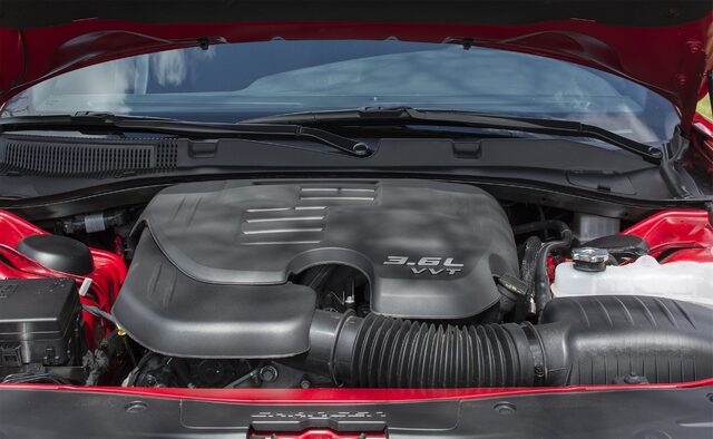 2017 Dodge Charger SXT AWD 3.6L V6 Engine Bay