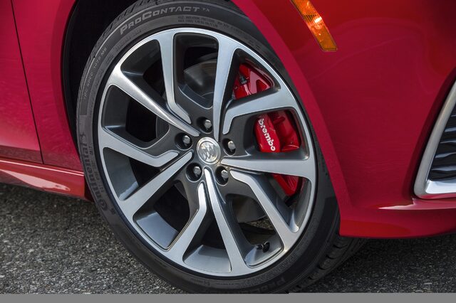 2018 Buick Regal GS 7.jpg