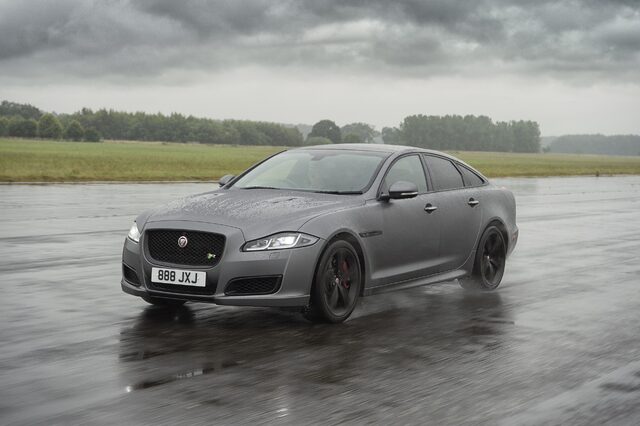 2018 Jaguar XJR575 2.jpg