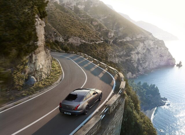 2018 Jaguar XJR575 5.jpg