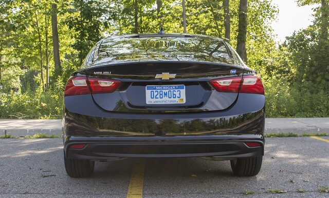 2017 Chevrolet Malibu Hybrid 3.jpg