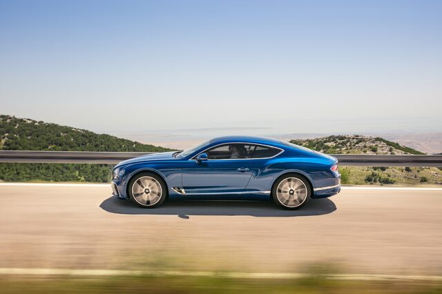 2019 Bentley Continental GT 2.jpg