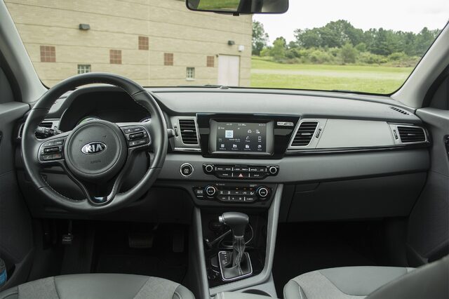 2017 Kia Niro EX interior dashboard and infotainment