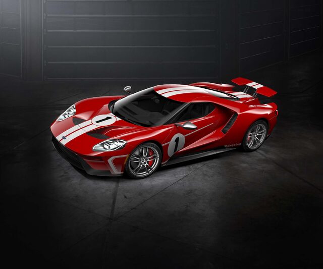 2018 Ford GT '67 Heritage Edition front three-quarter with raised wing