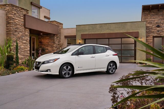 2018 Nissan Leaf 1.jpg