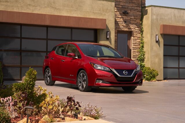 2018 Nissan Leaf 4.jpg