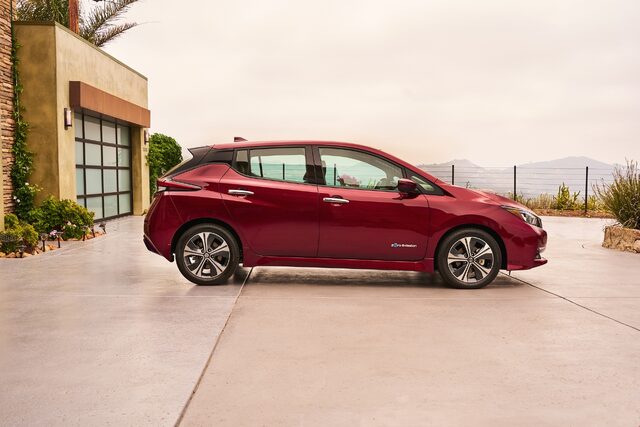 2018 Nissan Leaf 5.jpg