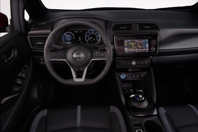 2018 Nissan Leaf 8.jpg