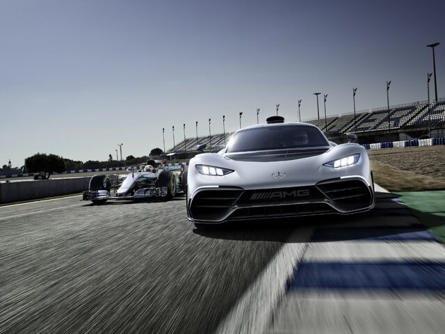 Mercedes-AMG Project One 4.jpg