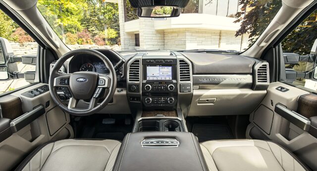 2018 Ford F-450 Super Duty Limited Interior Dashboard View White