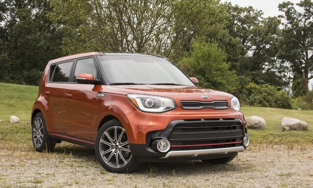 2017 Kia Soul Exclaim Front Three-Quarter View in Copper Orange