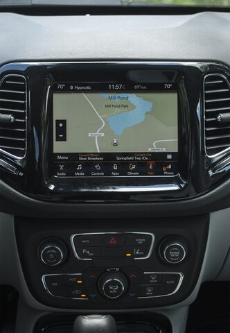2017 Jeep Compass Limited 4X4 Uconnect navigation screen closeup
