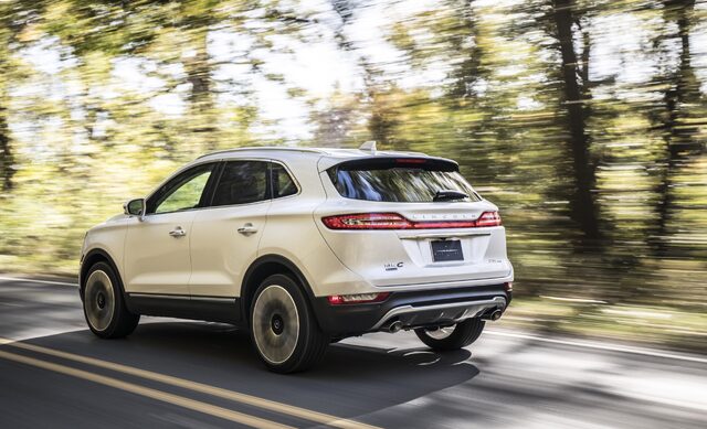 2019 Lincoln MKC 2.jpg