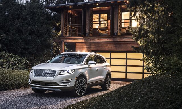 2019 Lincoln MKC 5.jpg