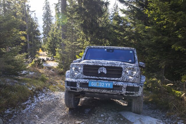 2019 Mercedes-Benz G-Class Camouflaged 1.jpg