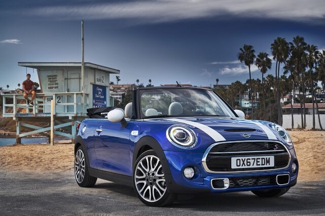 2019 Mini Cooper S Convertible front three-quarter beach