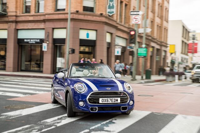 2019 Mini Cooper S Convertible front three-quarter city intersection