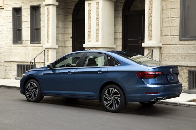 2019 Volkswagen Jetta 4.jpg