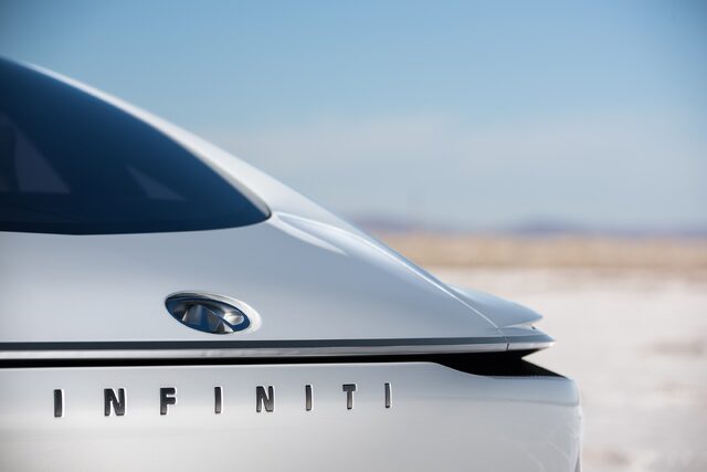 INFINITI_Q_Inspiration_ExteriorDetail_01.jpg