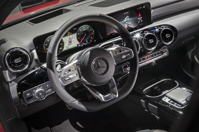 2019 Mercedes-Benz A-Class Hatchback 14.jpg