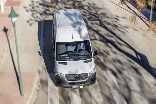 2019 Mercedes-Benz Sprinter 5.jpg