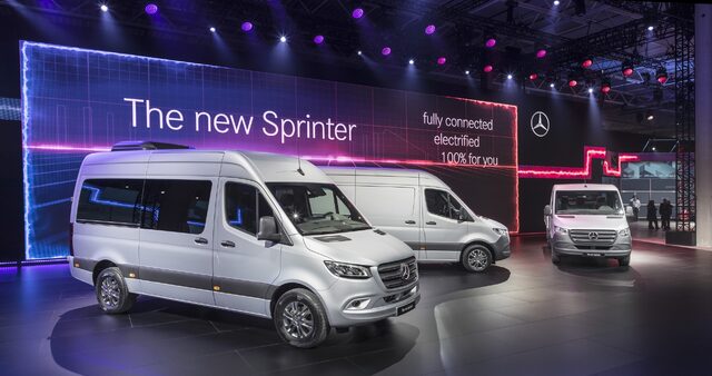 2019 Mercedes-Benz Sprinter 17.jpg