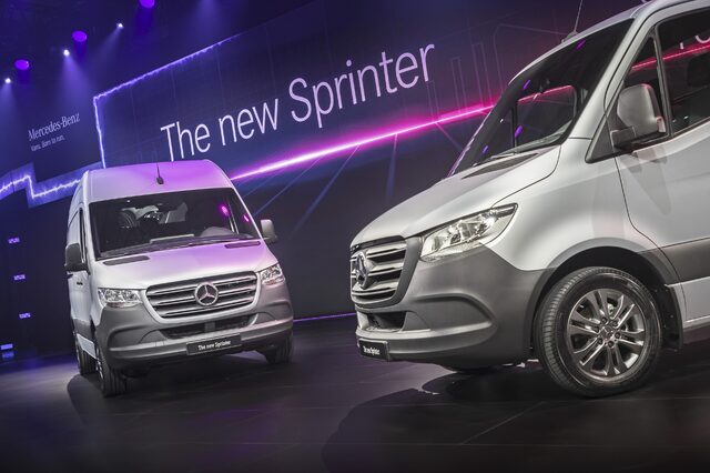 2019 Mercedes-Benz Sprinter 18.jpg